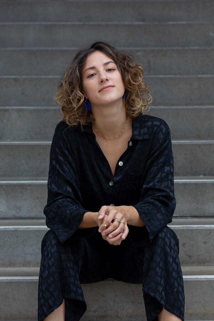 hallo, ich bin laura spichtig